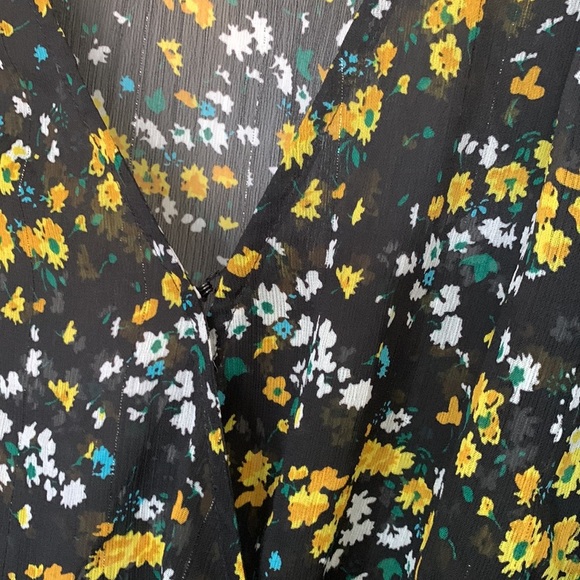 Express floral prints metallic wrap sheer top size sp - Picture 8 of 11